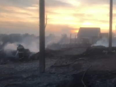13 домов сгорели в поселке Колтубановский