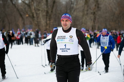 Глава Оренбуржья Денис Паслер стал участником гонки «Лыжня России»