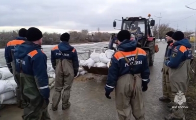 МЧС России круглосуточно оказывает помощь на подтопленных территориях