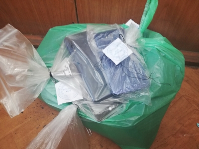 Криминальный Новотроицк: подростки украли сумку с деньгами и мобильными телефонами