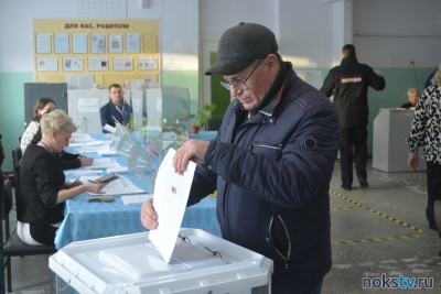 В Новотроицке началось голосование на выборах президента России