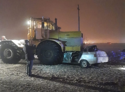 Погибли двое. На оренбургской трассе произошло ДТП со смертельным исходом (Фото)