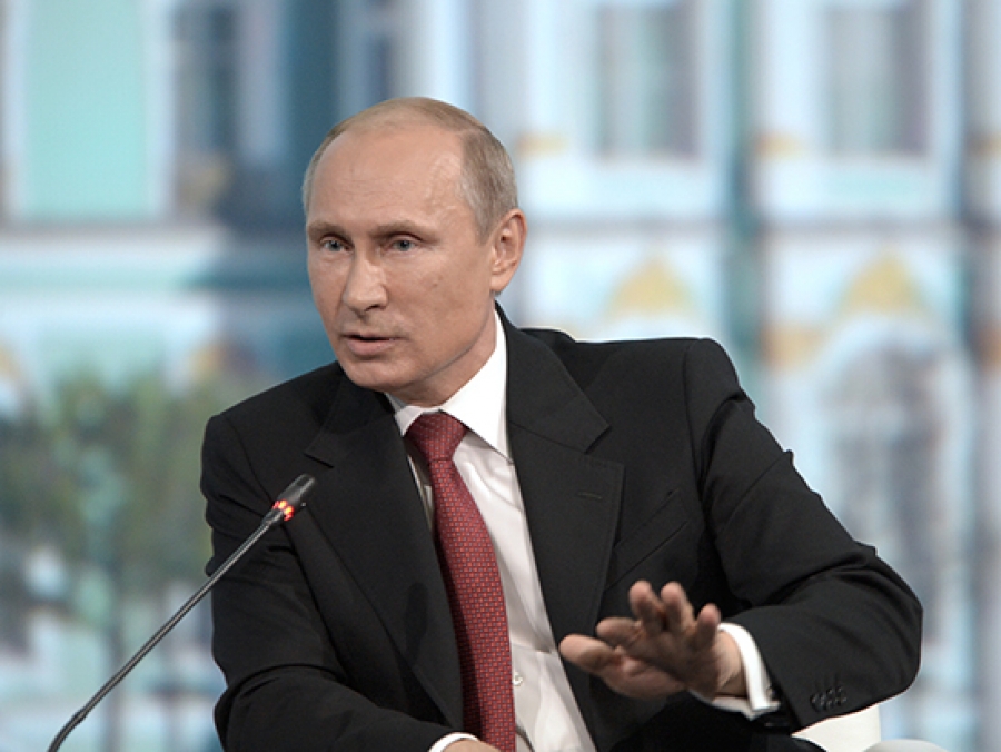 Путин поручил ввести с 6 до 7 января режим прекращения огня