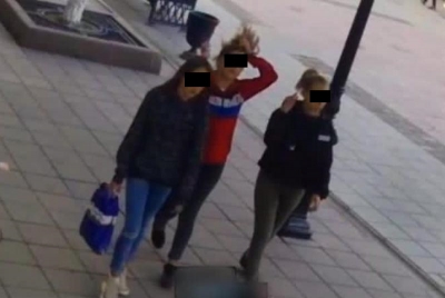 В Оренбурге три девушки-подростка избили детей