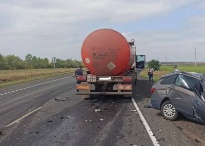 В Оренбуржье в ДТП с бензовозом погиб человек