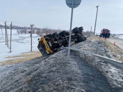 Водитель грузового самосвала попал в смертельную аварию на трассе «Орск – граница Республики Башкортостан»