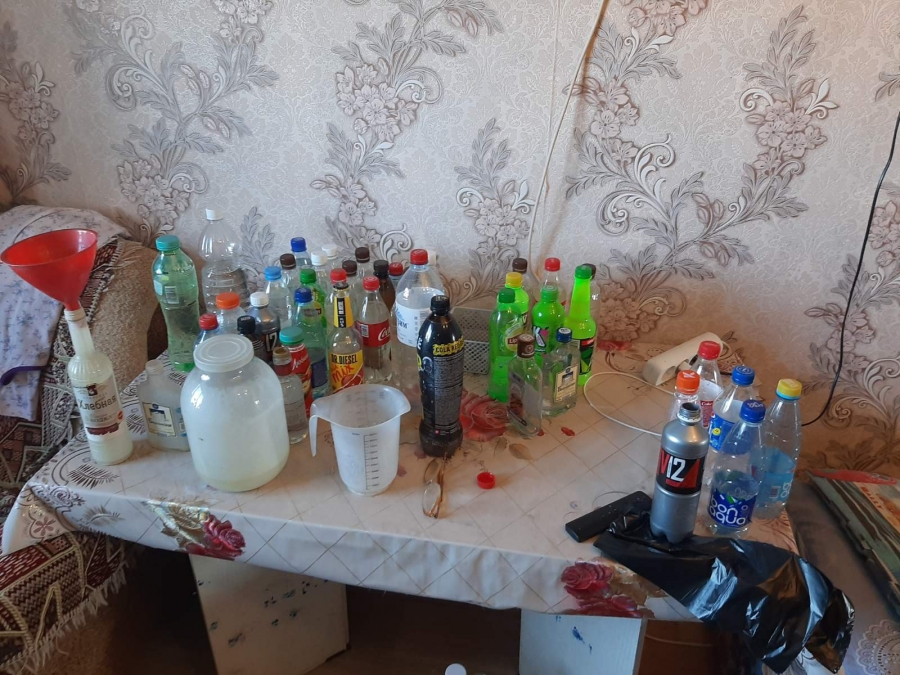 В Оренбурге задержали продавца контрафактного алкоголя (Видео)