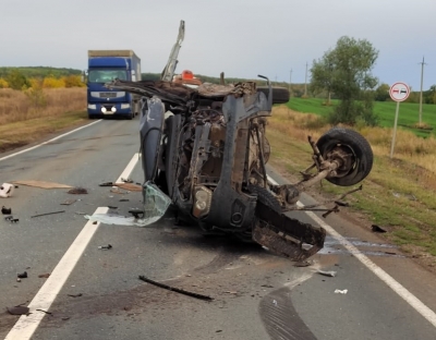 На трассе в Оренбуржье авария унесла две жизни