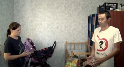 Органы опеки забрали у семьи оренбуржцев новорожденную дочь. Родители уверяют, что не понимают причины такого решения