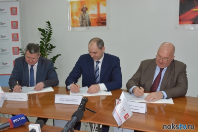 Денис Паслер, Дмитрий Буфетов и Назим Эфендиев подписали программу социально-экономического партнерства на 2021 год