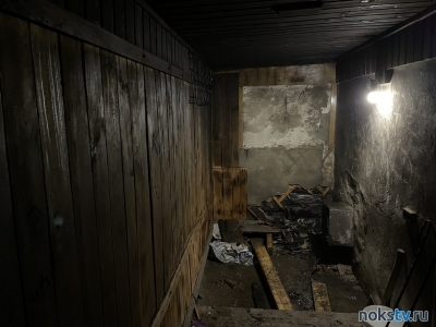 В Новотроицке загорелась баня