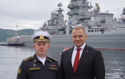 Сергей Салмин поздравил командира и членов экипажа атомной подводной лодки «Оренбург» с Днем ВМФ
