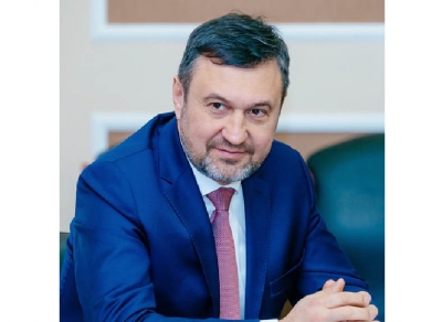 Вице-губернатор Игорь Сухарев подтвердил, что снимает свою кандидатуру с выборов
