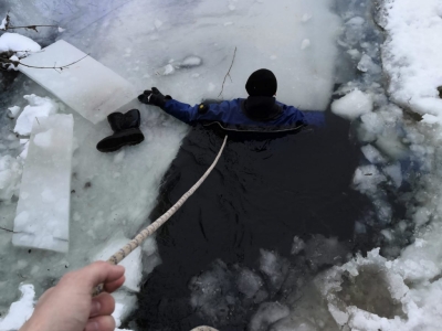 В Бузулукском районе подо льдом нашли тело мужчины