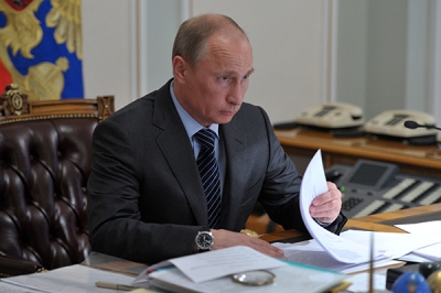 Путин подписал закон о запрете рекламы у иноагентов