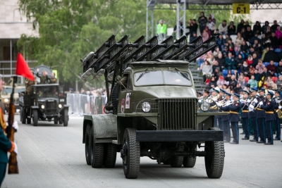 В Оренбурге прошел парад Победы (Фото)