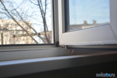 В Оренбурге из окна 4-го этажа выпал студент
