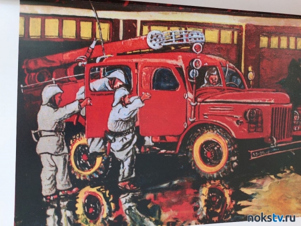 В пожарной части Новотроицка работает выставка «Пожарным от пожарного»