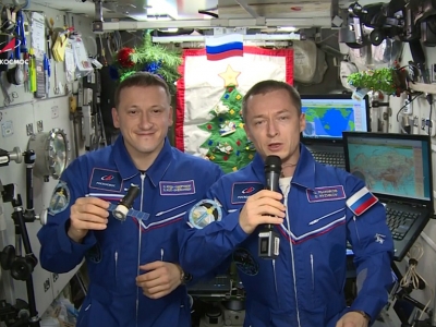 «Вместе мы всё преодолеем». Российские космонавты с МКС поздравили землян с Новым годом (Видео)