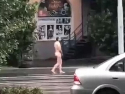 В Новотроицке задержали мужчину, гулявшего голым по улице