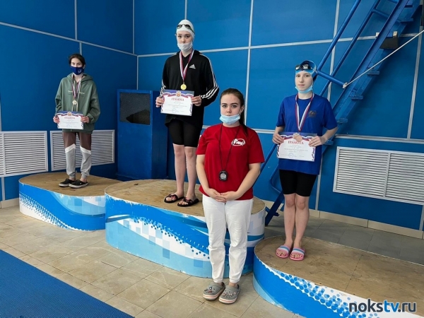 Новотроицкие пловцы собрали награды на областном чемпионате