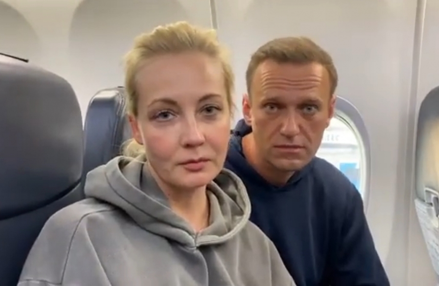 Жена Алексея Навального покинула Россию