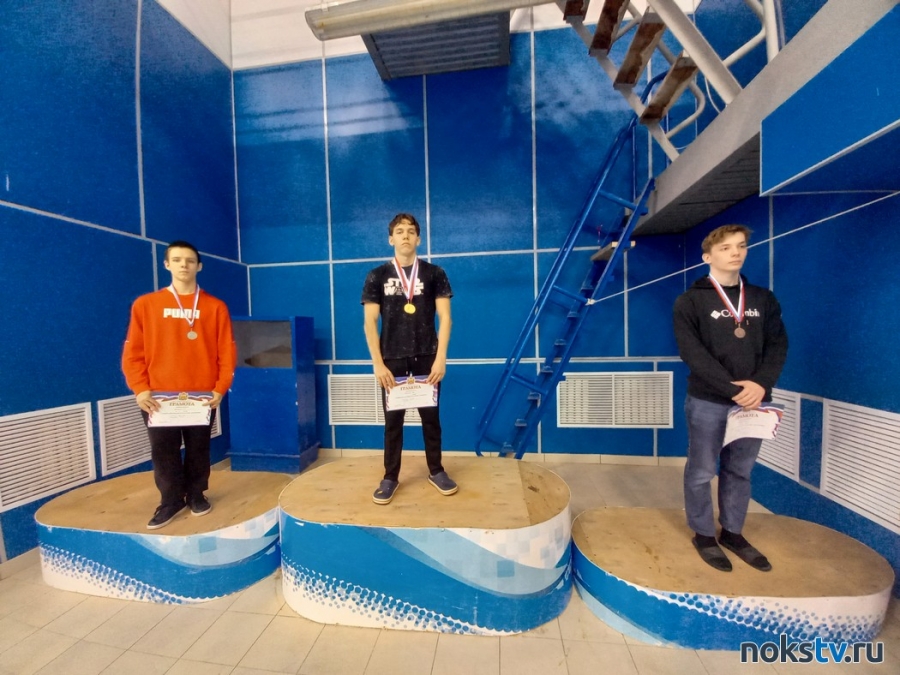 Новотройчане завоевали медали на чемпионате и первенстве Оренбургской области по плаванию
