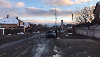 В Новотроицке легковушка сбила шестилетнюю девочку, перебегавшую дорогу