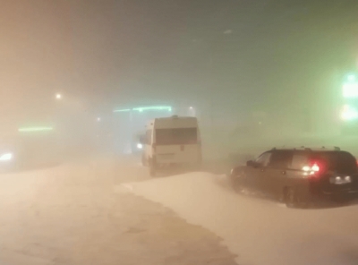 В Башкирии в снежный «плен» попало 33 автомобиля (Видео)