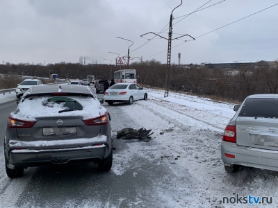 Сразу 6 машин попали в аварию на ул. Заводской (Видео)