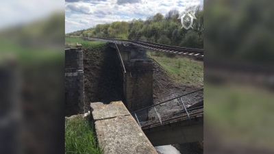 В Курской области подорван железнодорожный мост