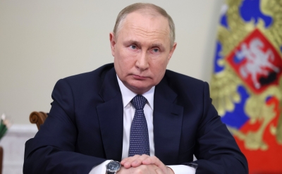 Реальная зарплата в России должна вырасти на 3-5 процента, заявил Путин