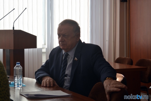 Депутат Госдумы Виктор Заварзин сегодня работал на востоке Оренбуржья