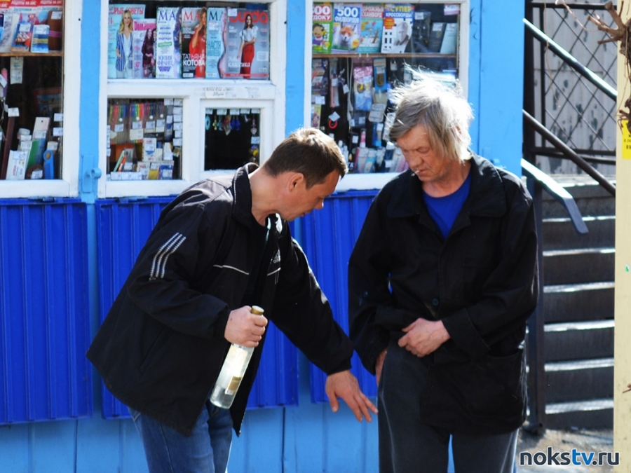 Назван лидирующий по количеству пьющих мужчин регион России