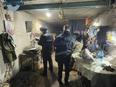 В Новотроицке правоохранители накрыли точку продажи самогона