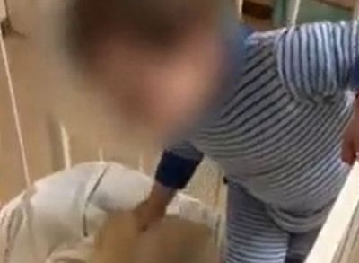 В больнице 3-летнего сироту привязали к стулу и не давали играть