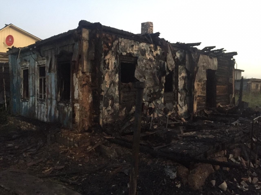 Пожар в Асекеевском районе унес две жизни