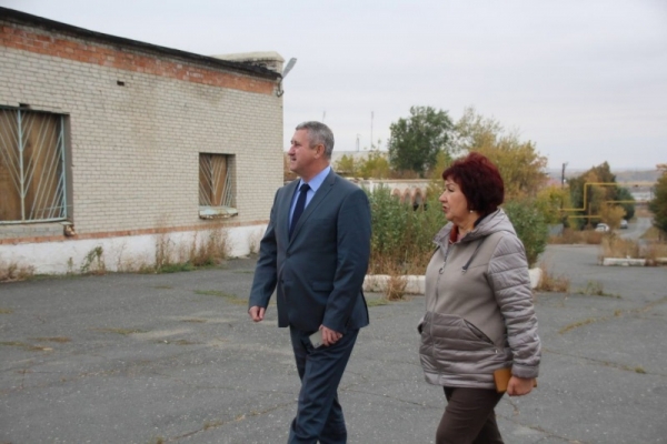 В рамках рабочих встреч Дмитрий Буфетов посетил поселки Губерля и Новоникольск