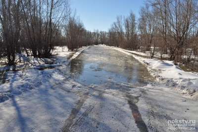 Из-за паводка в Оренбуржье продолжают перекрывать мосты