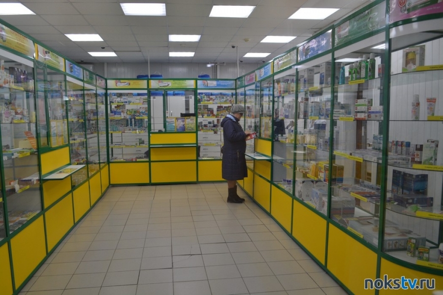 Денис Паслер: «Необходимо увеличить запас востребованных медикаментов на аптечных складах и в частных аптеках»