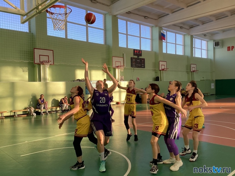 В Новотроицке прошел турнир по баскетболу, посвященный памяти Виктора Сыромицкого