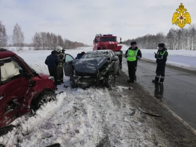 6 человек пострадали в тройном ДТП на оренбургской трассе (Фото)