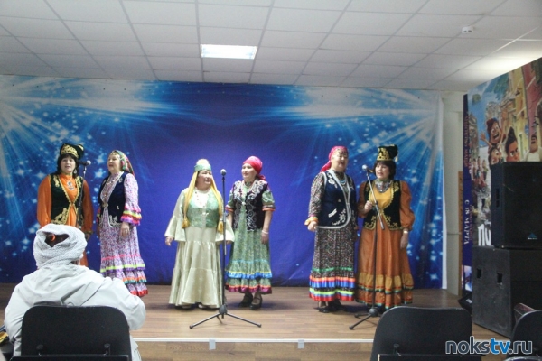 Творческий коллектив «Мирас» устроил концерт