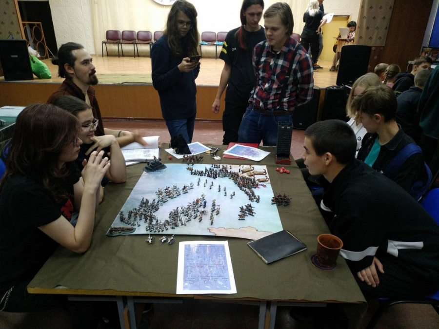 В Новотроицке прошел фестиваль тактических настольных игр «Битва эпох»