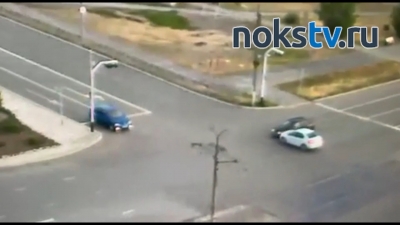 В Новотроицке на перекрестке столкнулись отечественные автомобили
