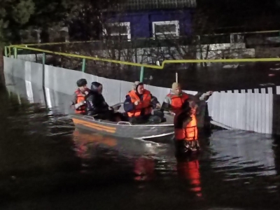 В двух муниципалитетах Оренбуржья эвакуировали местных жителей из-за затопления