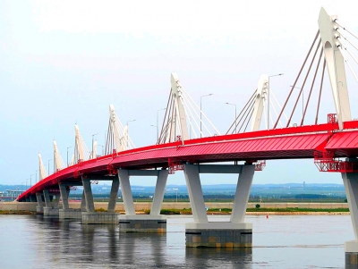 Уральская Сталь внесла свой вклад в строительство моста через Амур