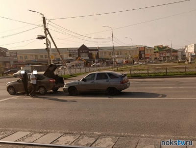 В Новотроицке водитель «двенадцатой» протаранил «Гранту»