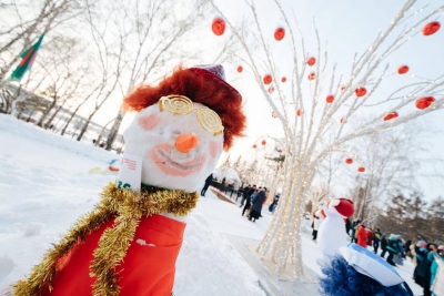 Новосибирск установил рекорд по количеству слепленных снежных баб