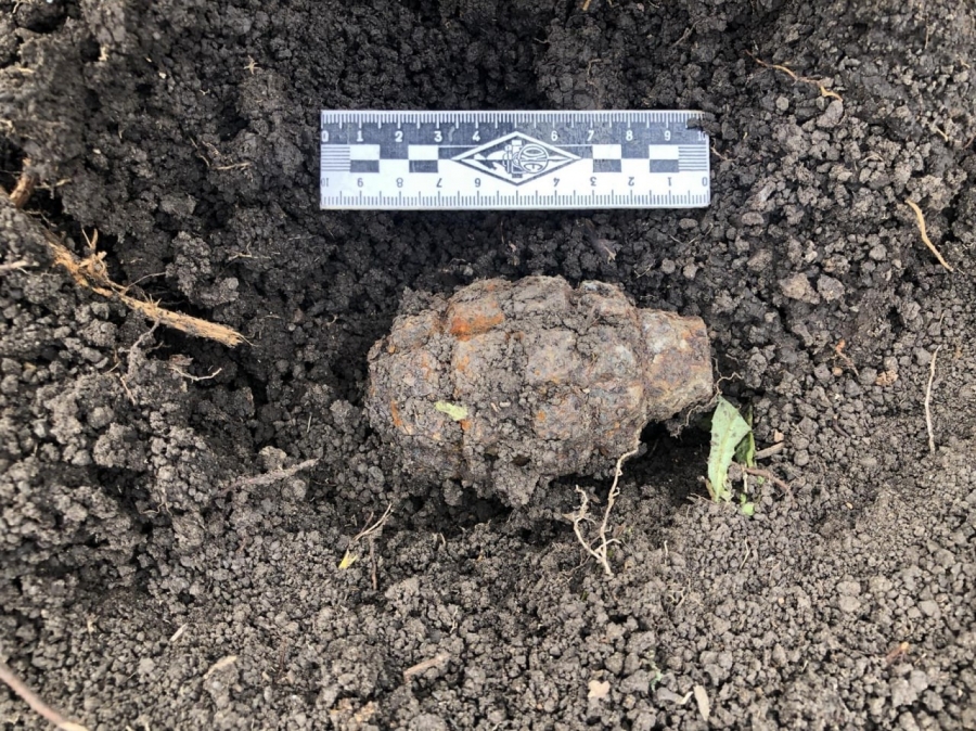 Житель Бузулука нашел гранату на своем участке